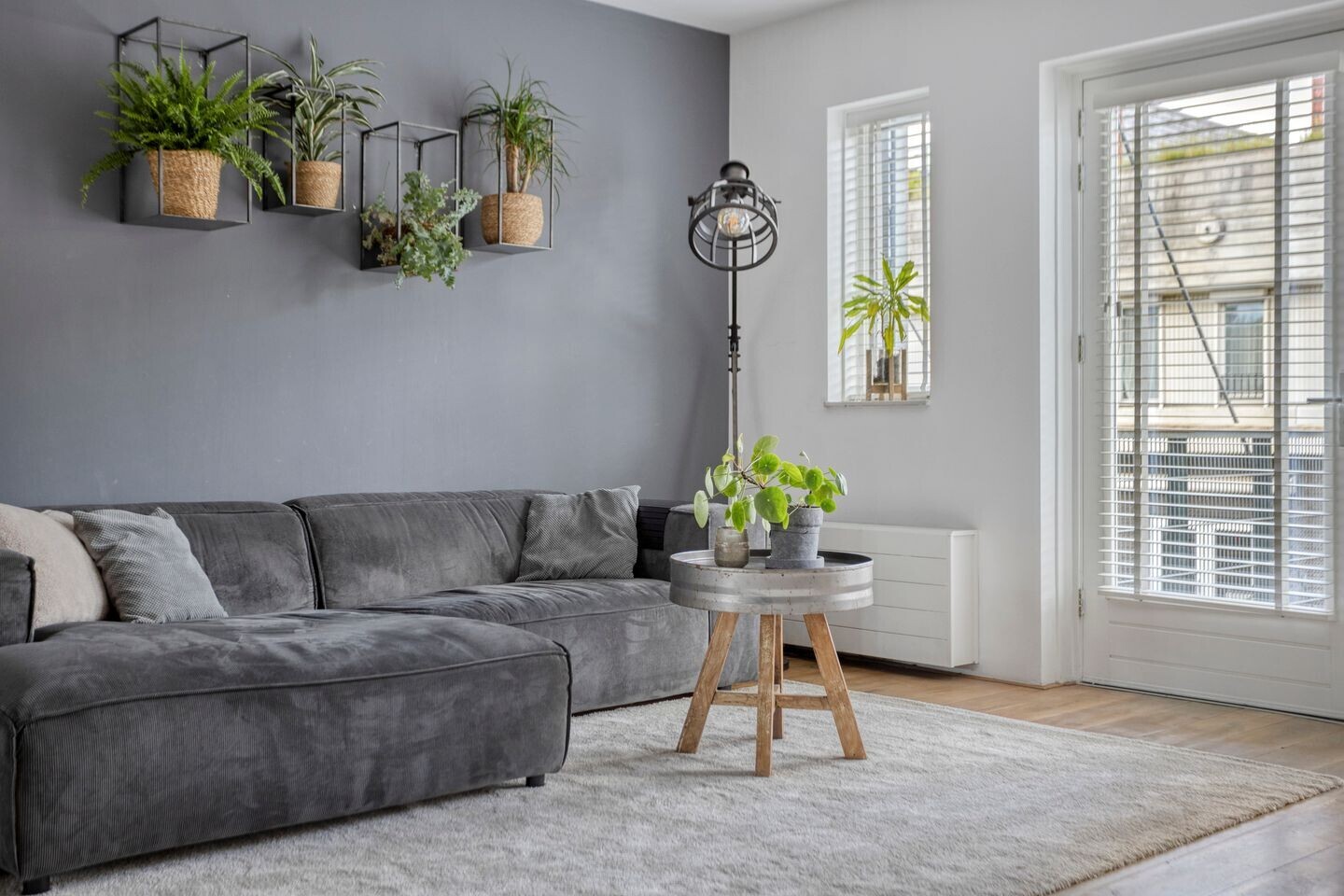 Tussenwoning te koop: Arubapier 49, Almere