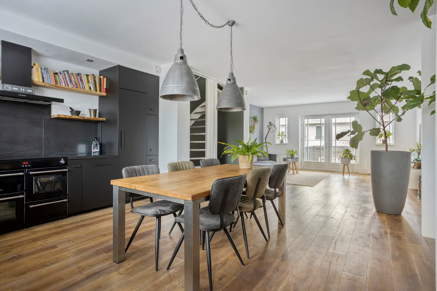 Tussenwoning te koop: Arubapier 49, Almere