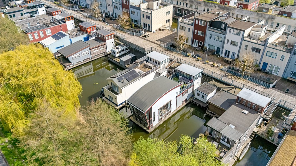 Vrijstaande woning te koop: Arubapier 28, Almere