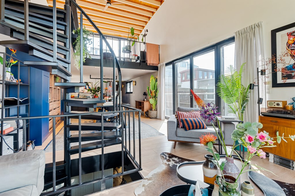 Vrijstaande woning te koop: Arubapier 28, Almere