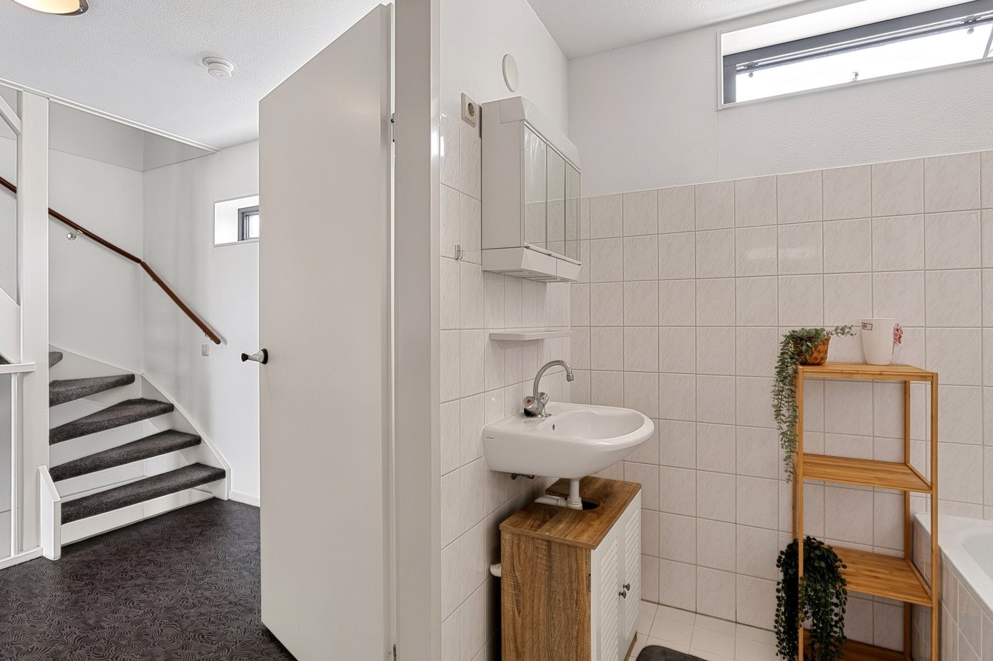 Tussenwoning te koop: Samoastraat 56, Almere