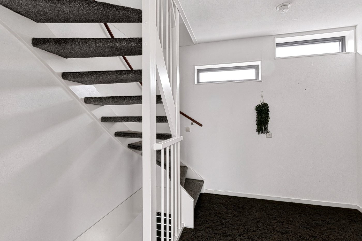 Tussenwoning te koop: Samoastraat 56, Almere