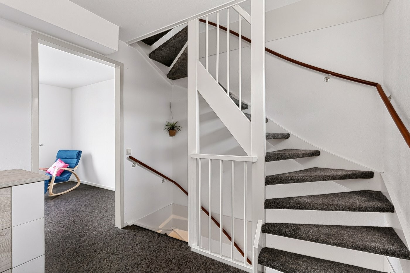 Tussenwoning te koop: Samoastraat 56, Almere