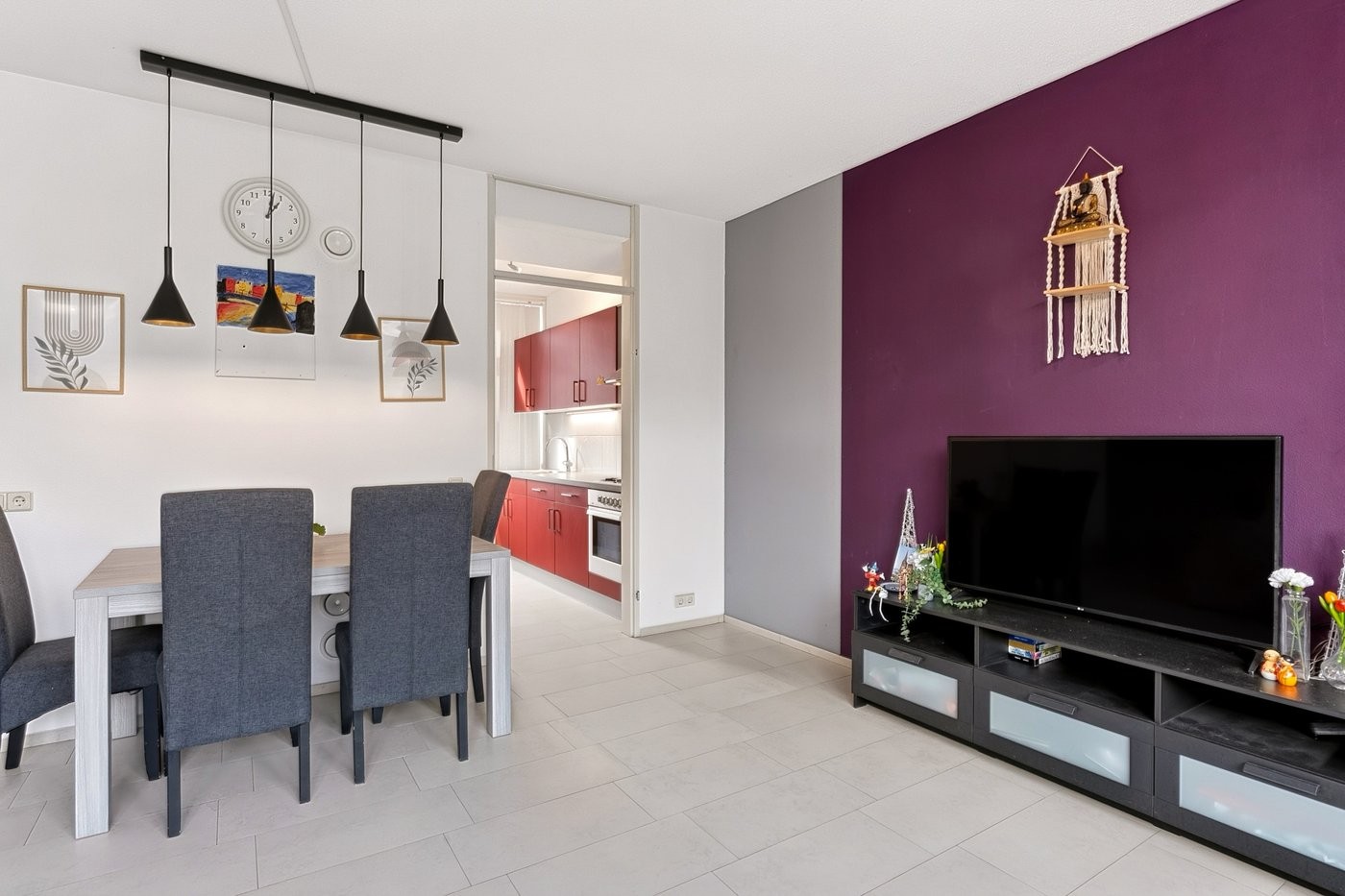 Tussenwoning te koop: Samoastraat 56, Almere