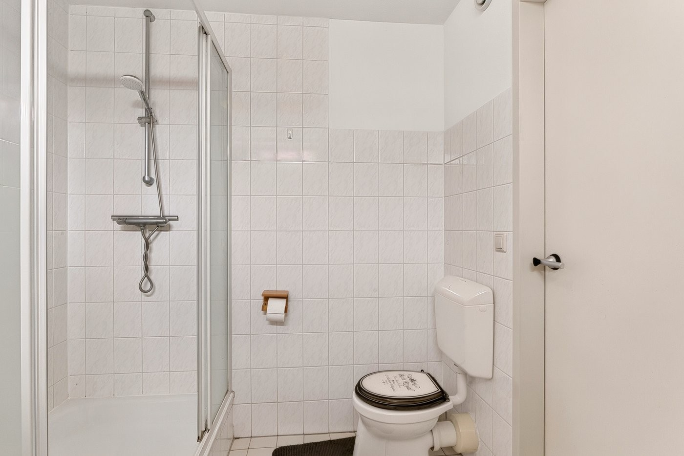 Tussenwoning te koop: Samoastraat 56, Almere