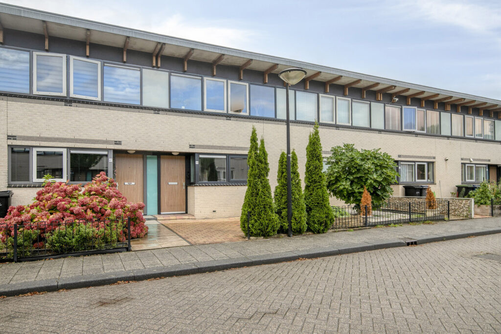 Tussenwoning te koop: Bornholmstraat 49, Almere