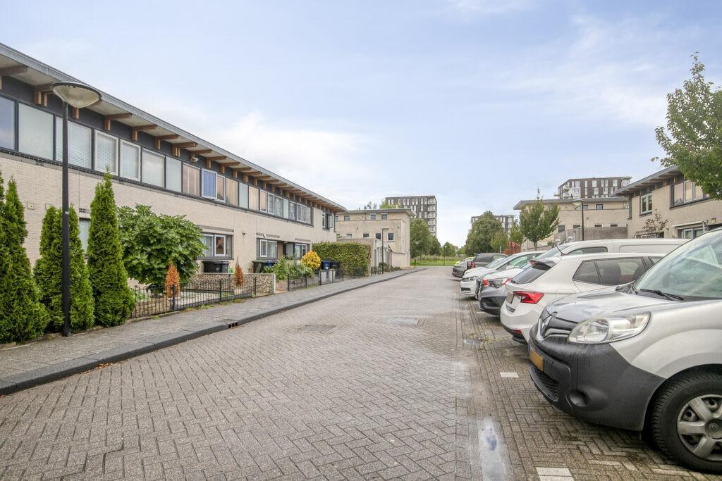 Tussenwoning te koop: Bornholmstraat 49, Almere