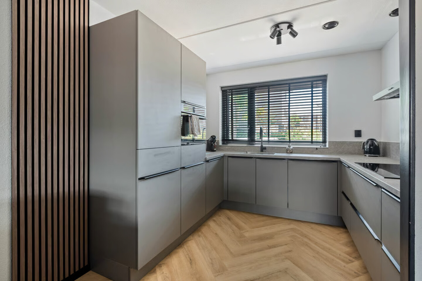 Tussenwoning te koop: Jerseystraat 76, Almere