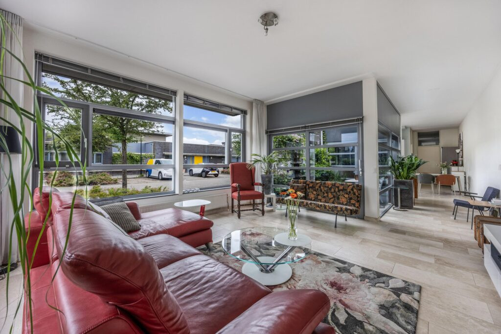 Hoekwoning te koop: Wightstraat 2, Almere
