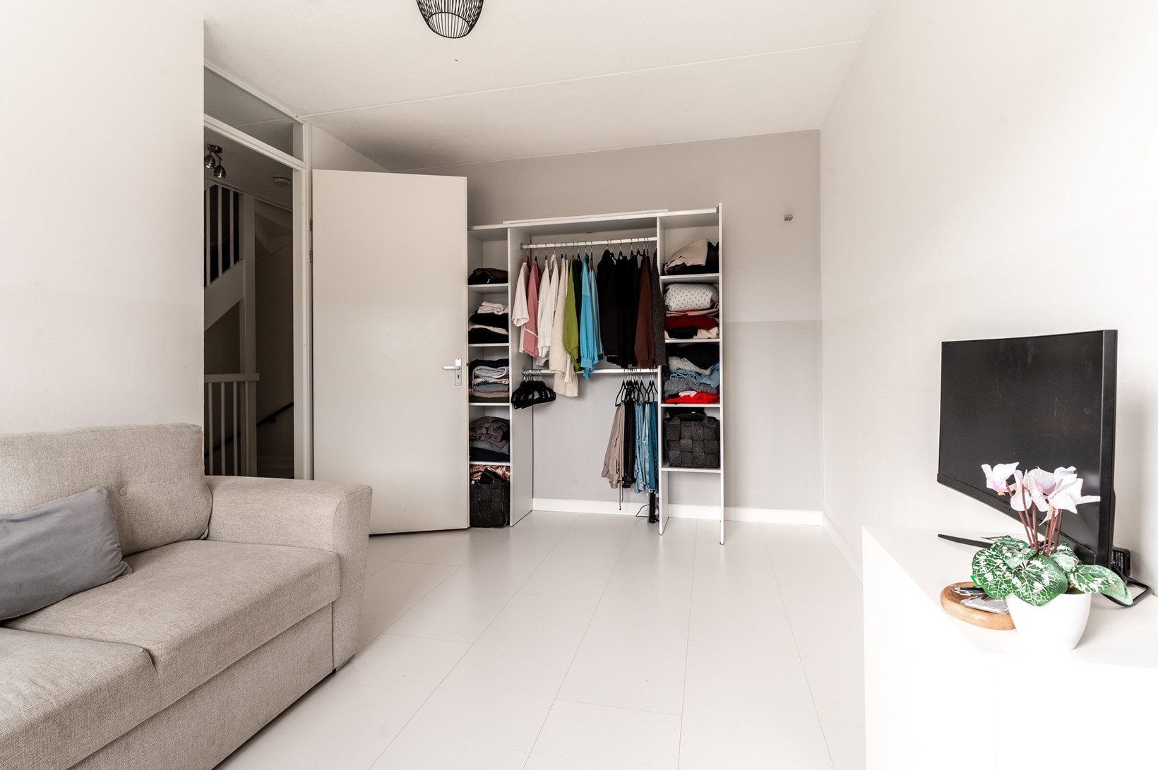 Tussenwoning te koop: Marie Curiestraat 32, Almere