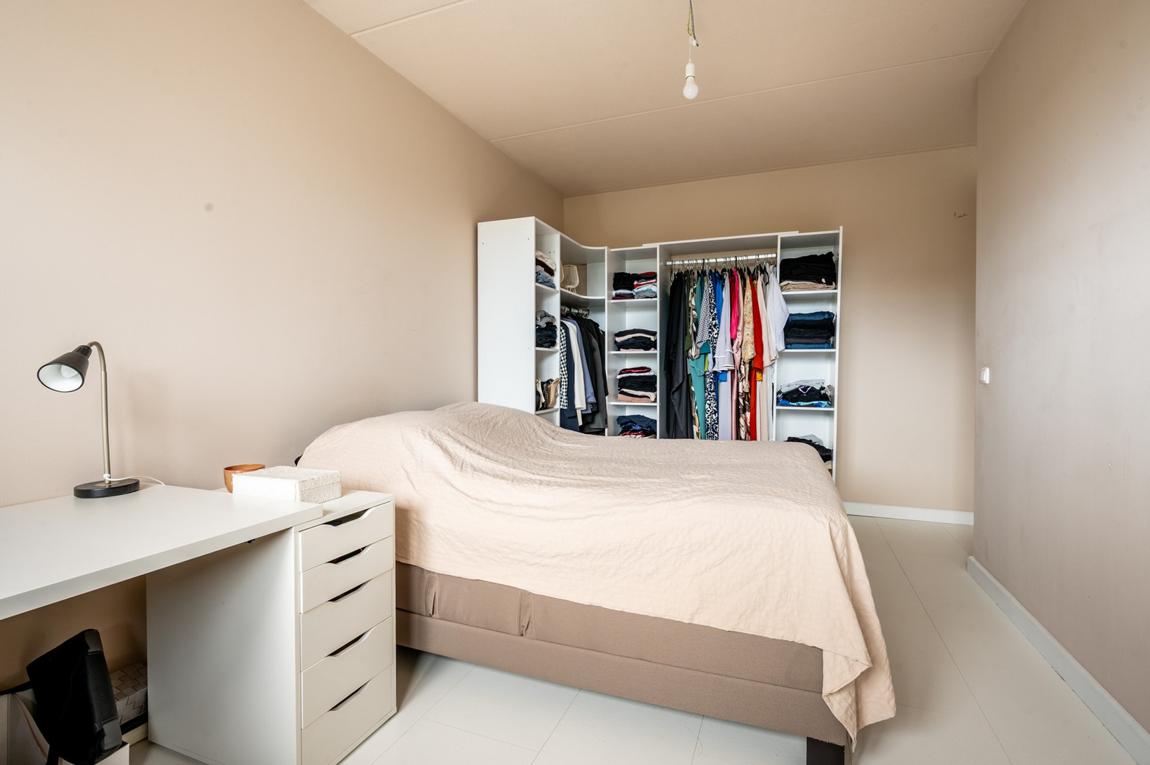 Tussenwoning te koop: Marie Curiestraat 32, Almere