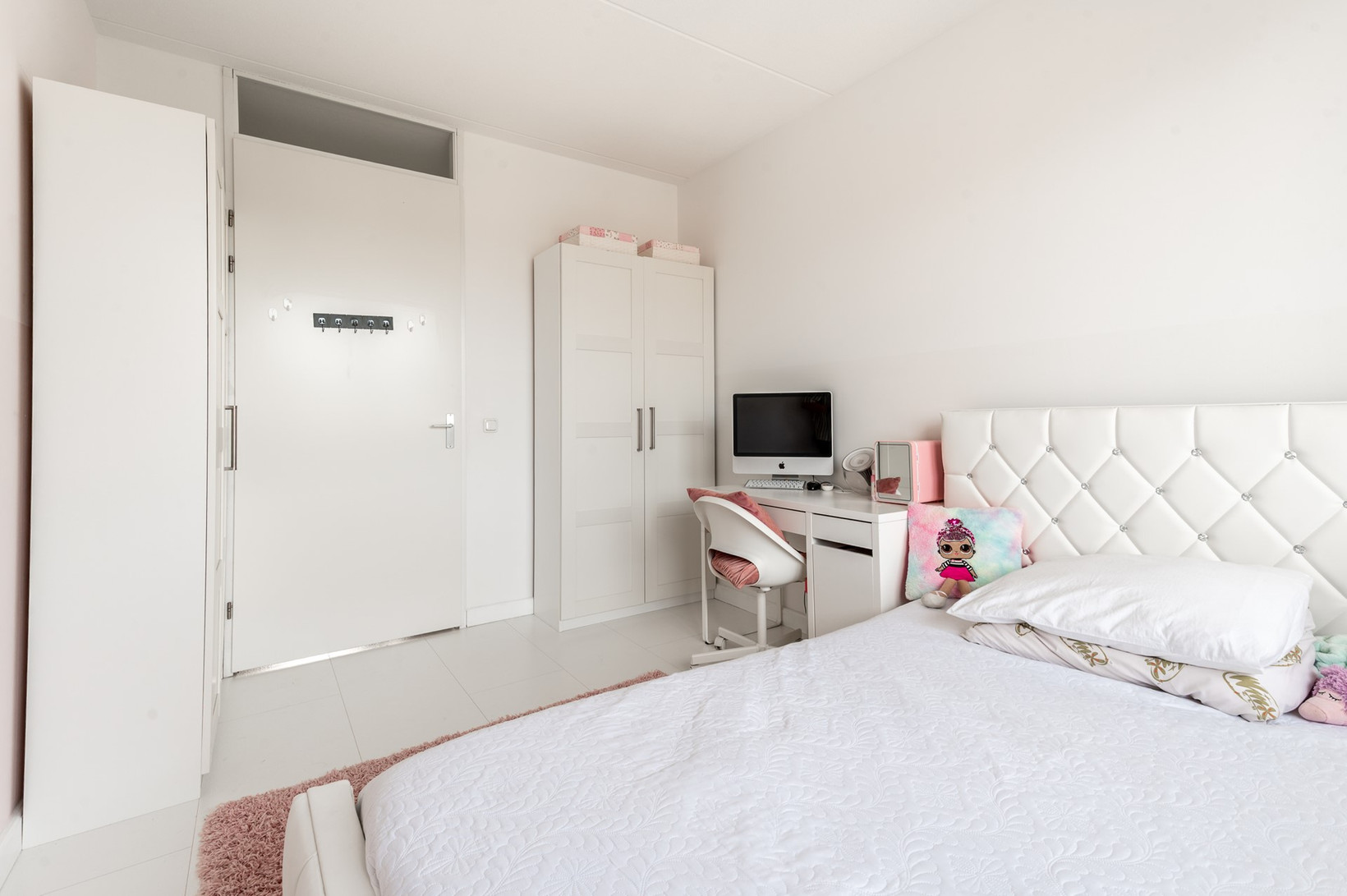 Tussenwoning te koop: Marie Curiestraat 32, Almere