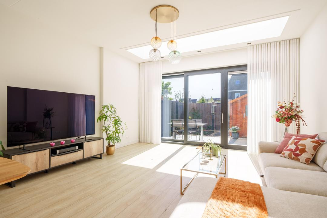 Tussenwoning te koop: Polykarp Kuschstraat 8, Almere