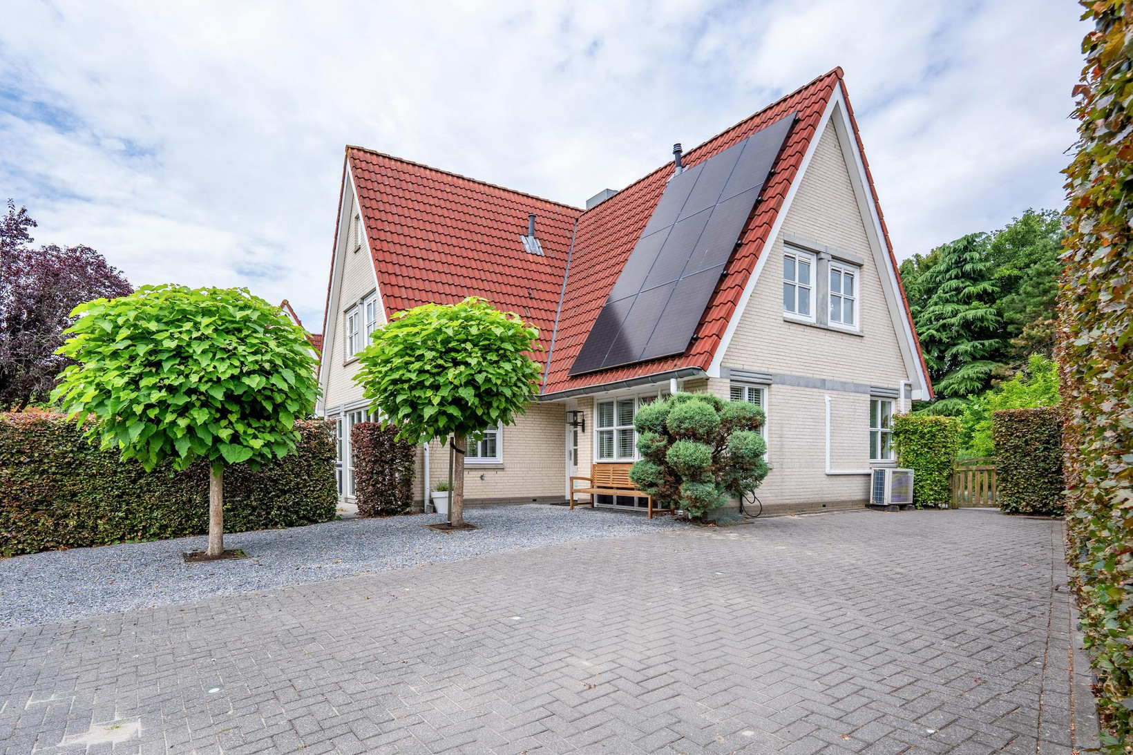 Vrijstaande woning te koop: Bergeendlaan 10, Almere