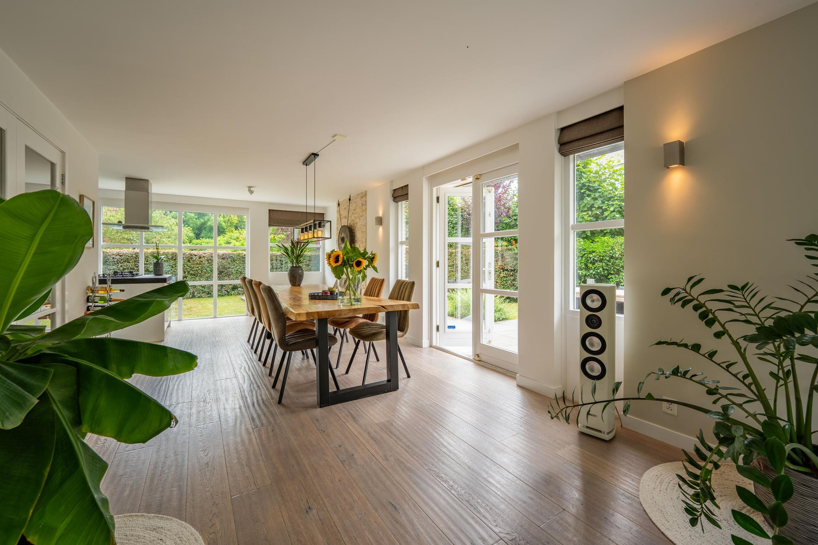 Vrijstaande woning te koop: Bergeendlaan 10, Almere