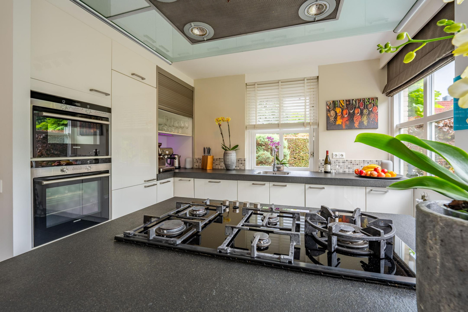 Vrijstaande woning te koop: Bergeendlaan 10, Almere