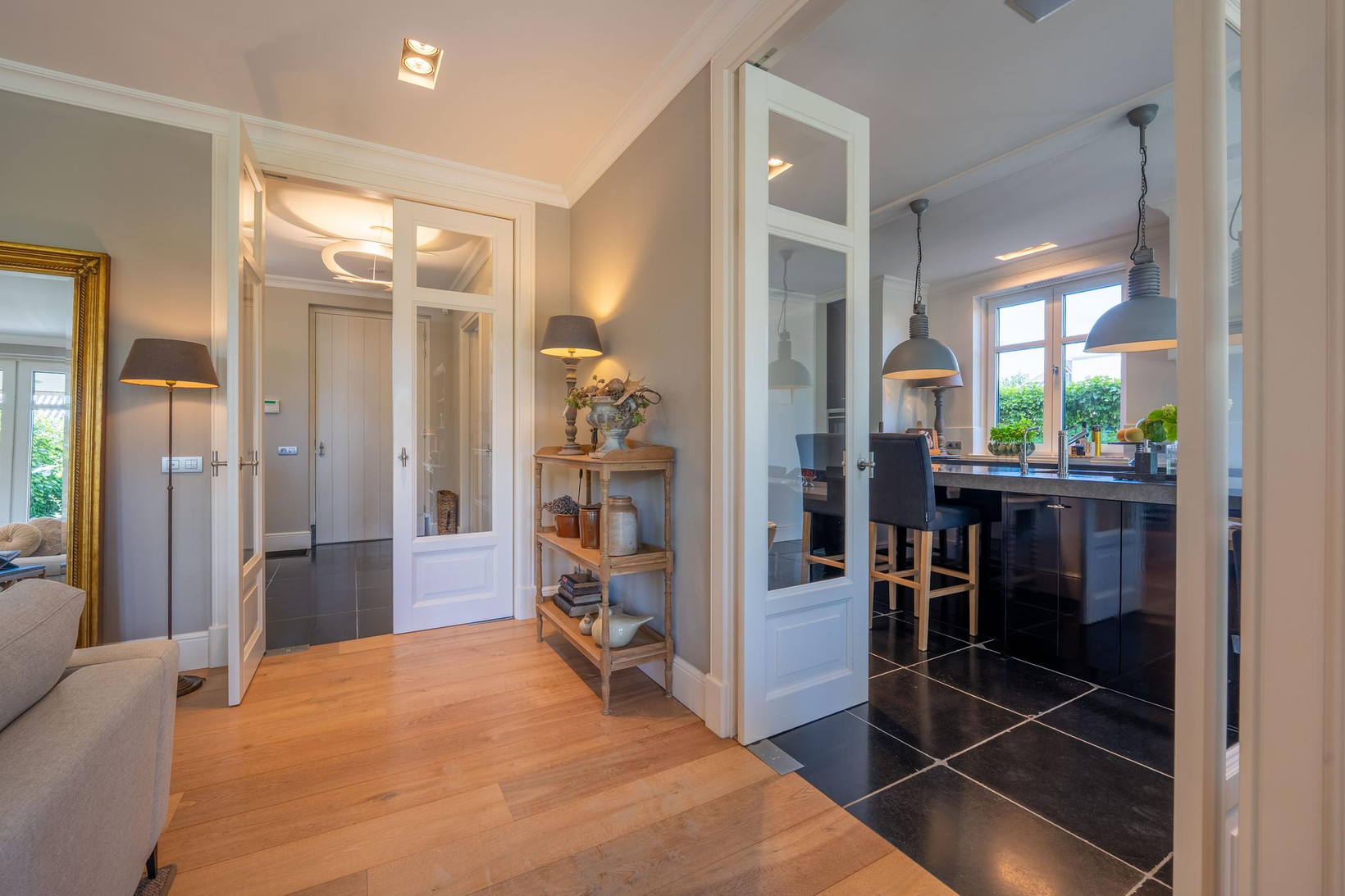 Vrijstaande woning te koop: Zomertortellaan 7, Almere