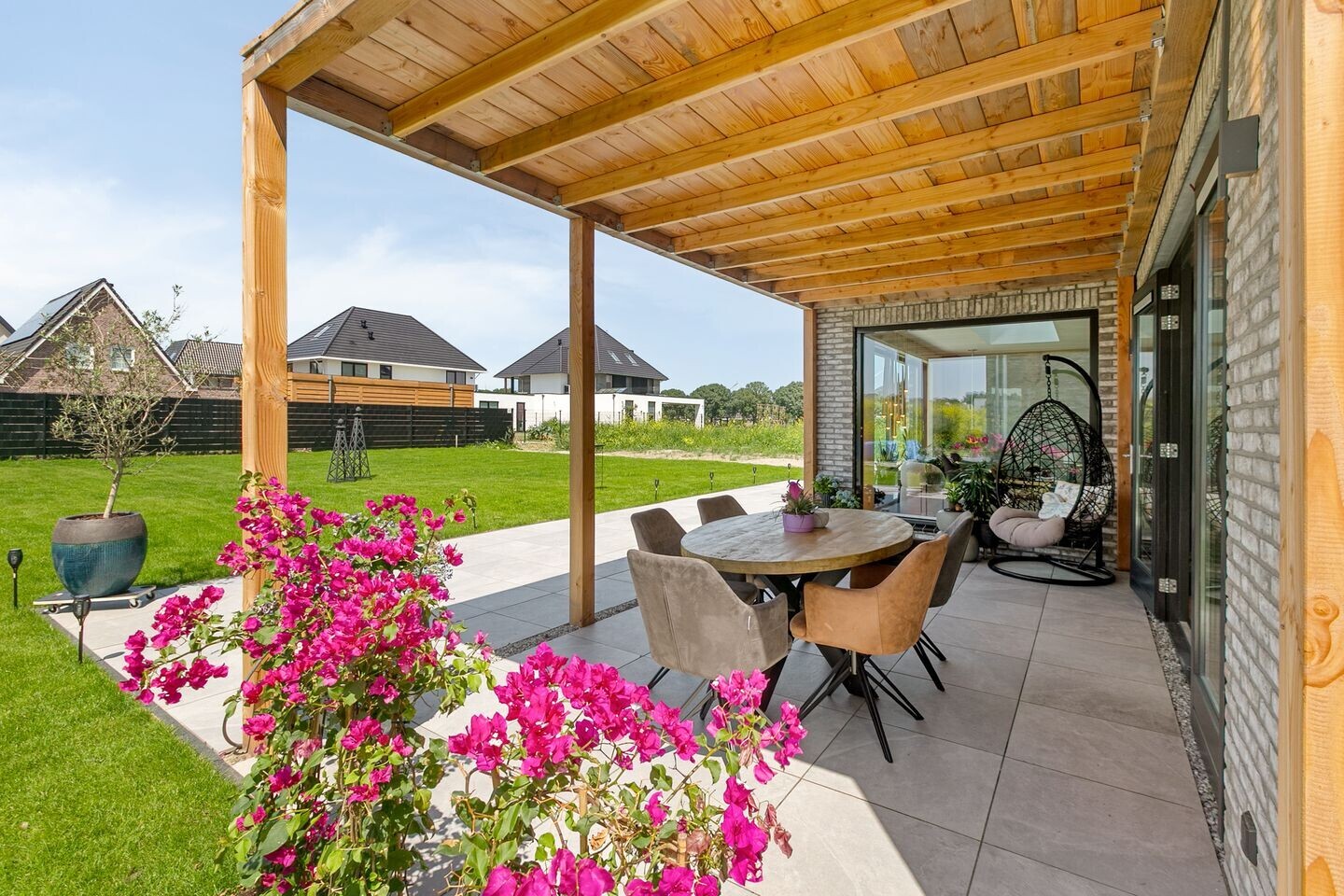 Vrijstaande woning te koop: Roeklaan 11, Almere