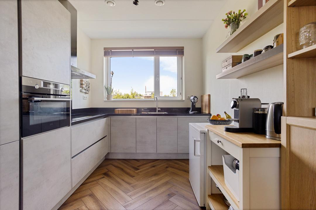 Tussenwoning te koop: Trota van Salernostraat 25, Almere