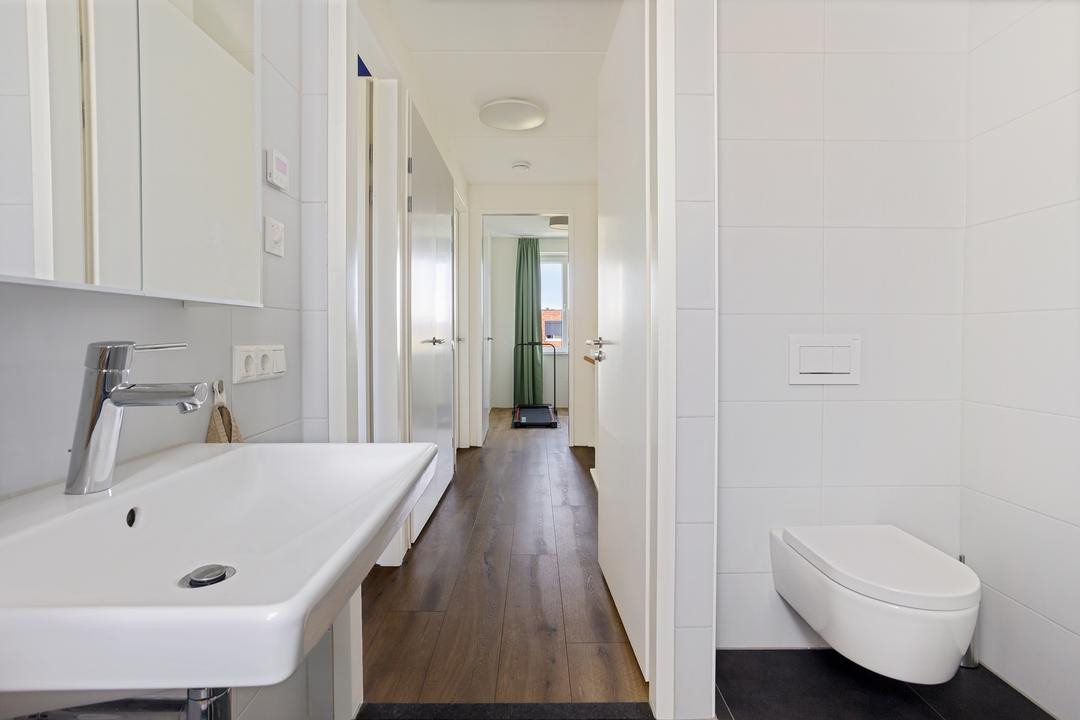Tussenwoning te koop: Trota van Salernostraat 25, Almere