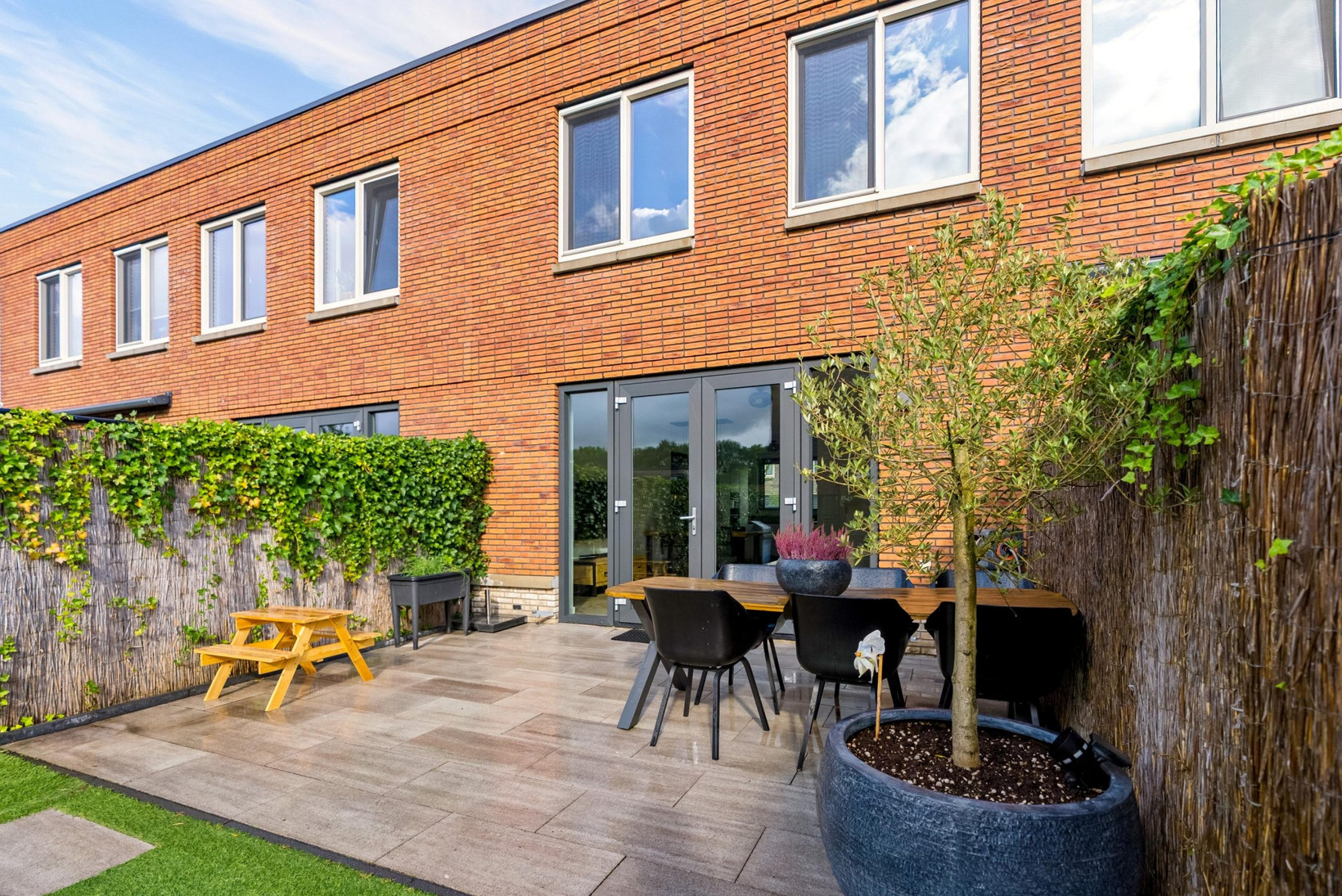 Tussenwoning te koop: Anna Maria van Schurmanlaan 26, Almere