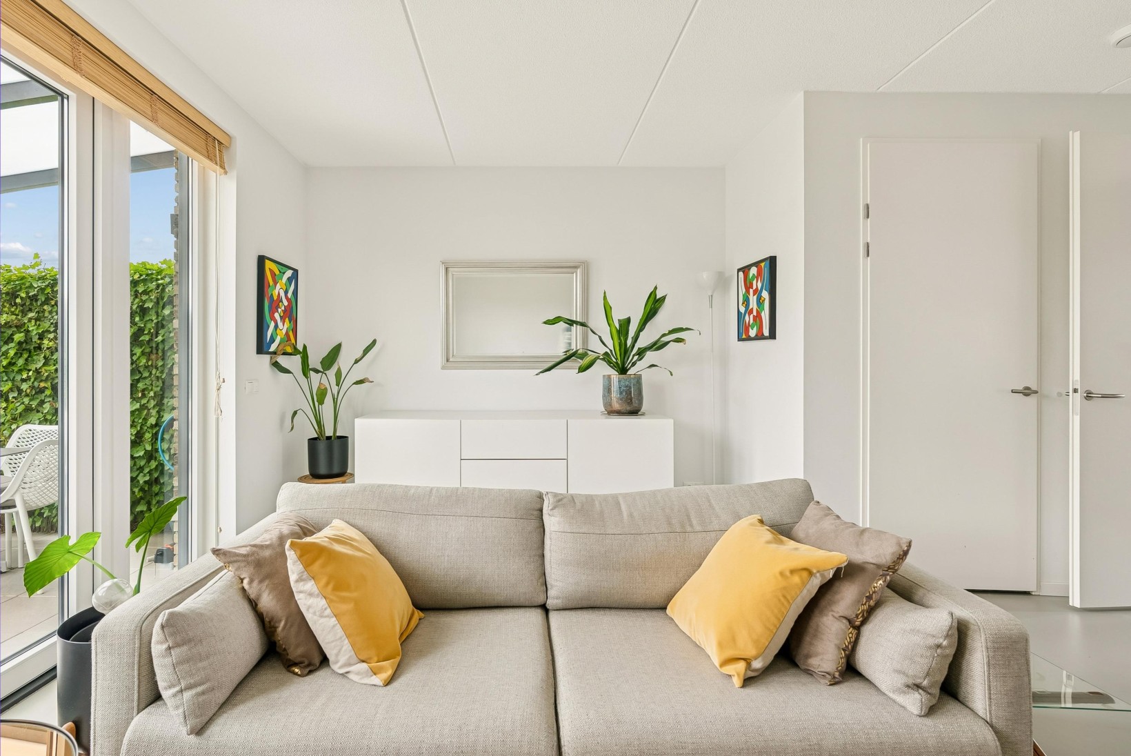Tussenwoning te koop: Anna Maria van Schurmanlaan 48, Almere