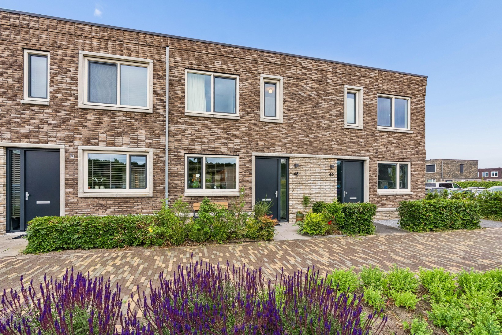 Tussenwoning te koop: Anna Maria van Schurmanlaan 48, Almere