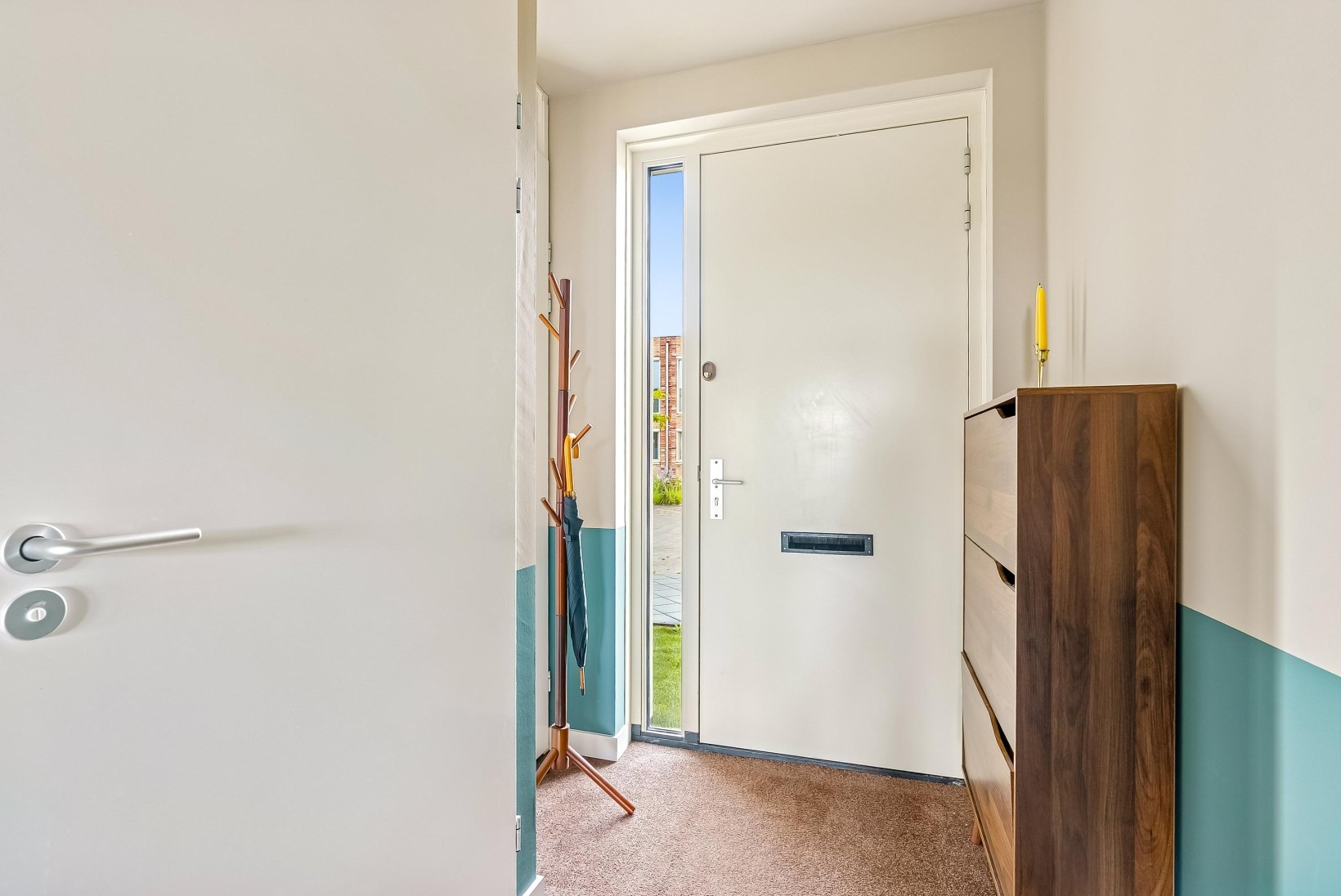 Tussenwoning te koop: Anna J. Cooperstraat 75, Almere