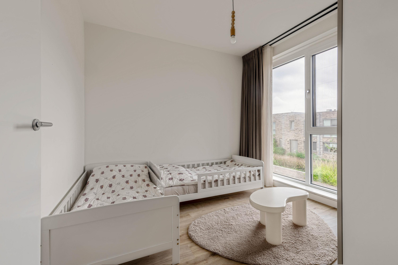 Tussenwoning te koop: Elizabeth Anscombestraat 27, Almere