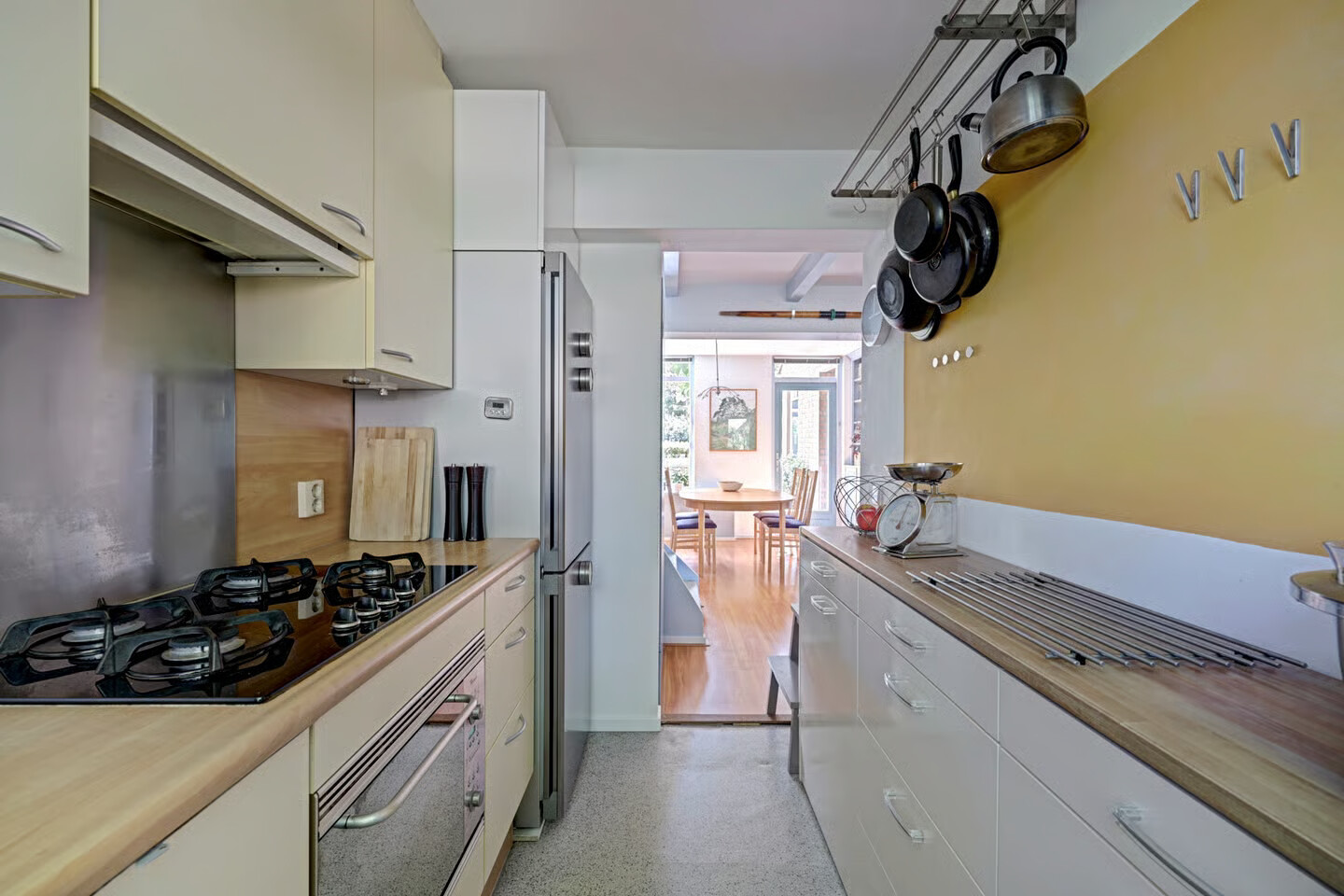 Tussenwoning te koop: noordmark 9, Almere