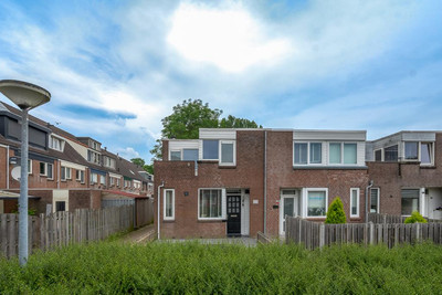 Middenhof 312