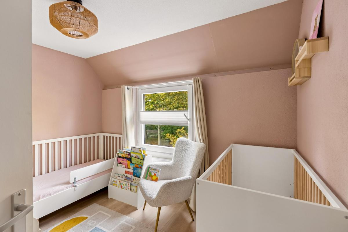 Tussenwoning te koop: Schoolwerf 34, Almere