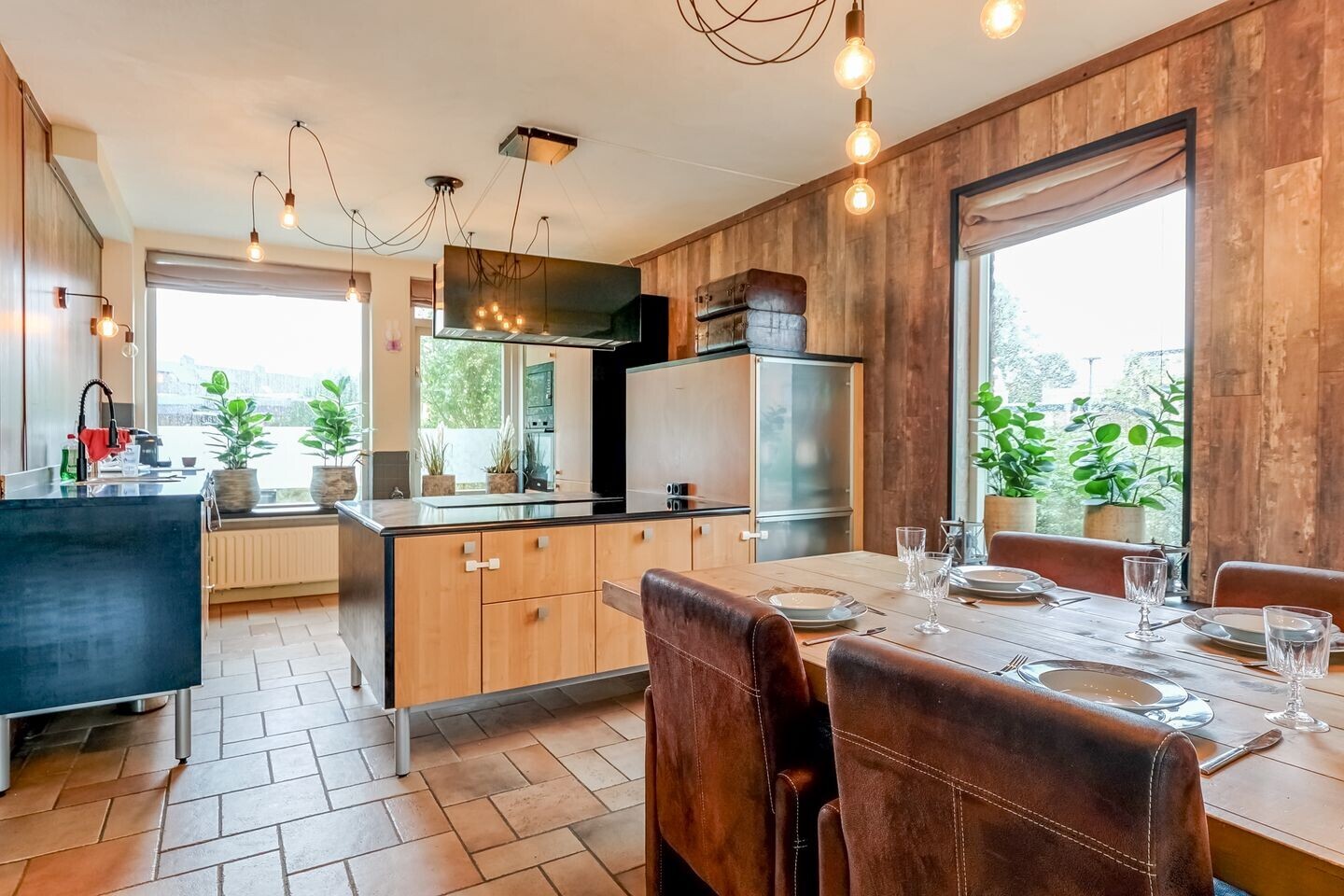 Hoekwoning te koop: Kolkgriend 96, Almere