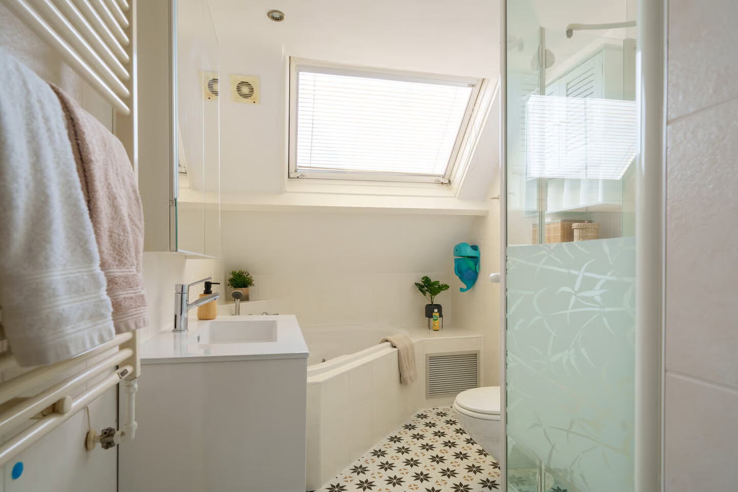 Tussenwoning te koop: Rietmeent 71, Almere