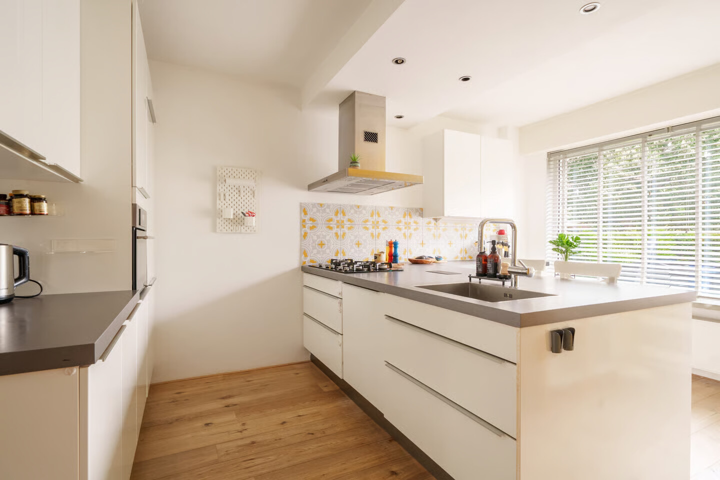Tussenwoning te koop: Rietmeent 71, Almere