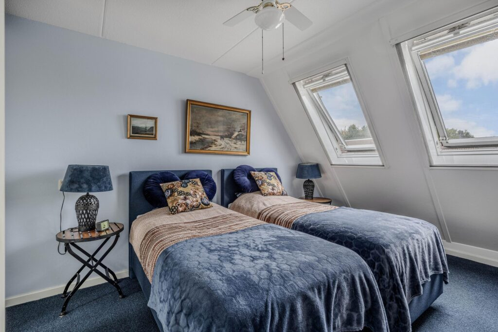 Tussenwoning te koop: Rietmeent 276, Almere