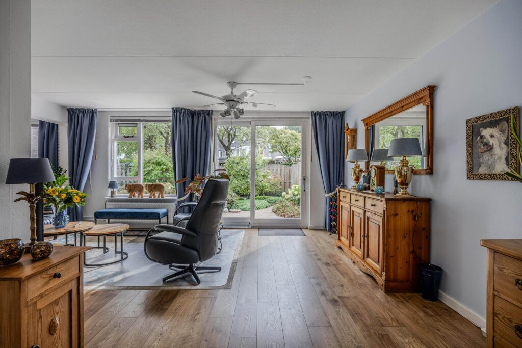 Tussenwoning te koop: Rietmeent 276, Almere