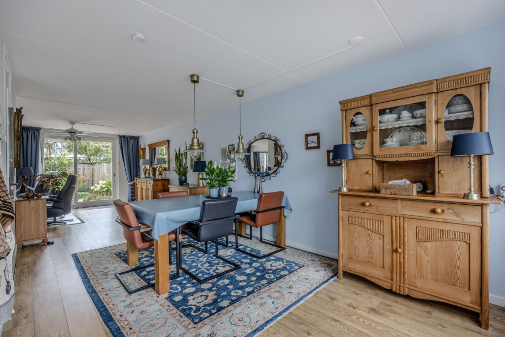 Tussenwoning te koop: Rietmeent 276, Almere