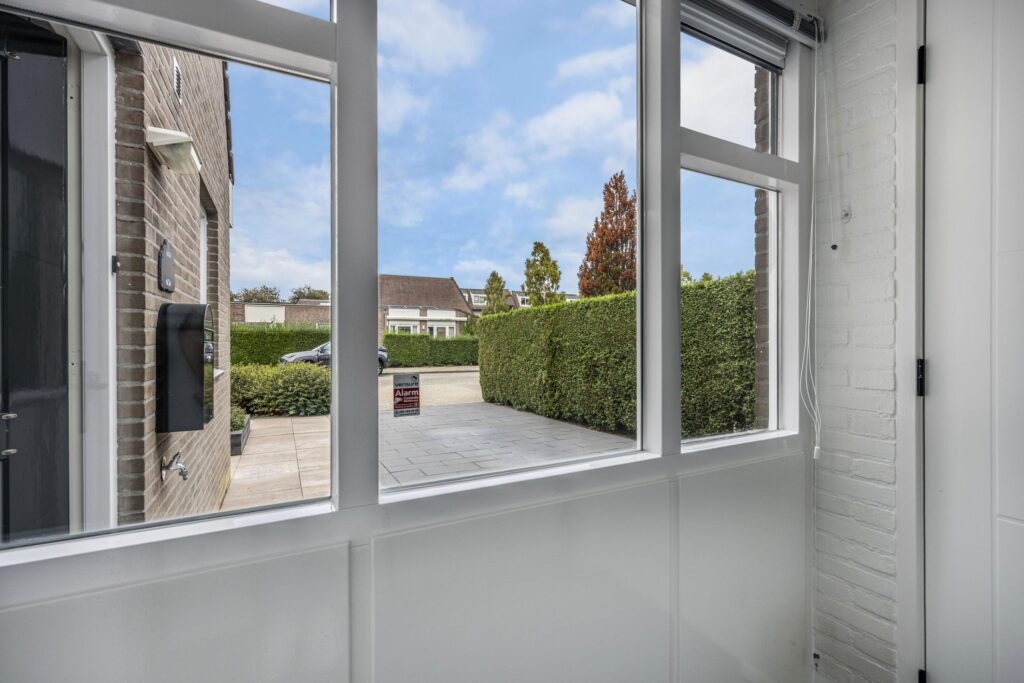 Tussenwoning te koop: Rietmeent 276, Almere
