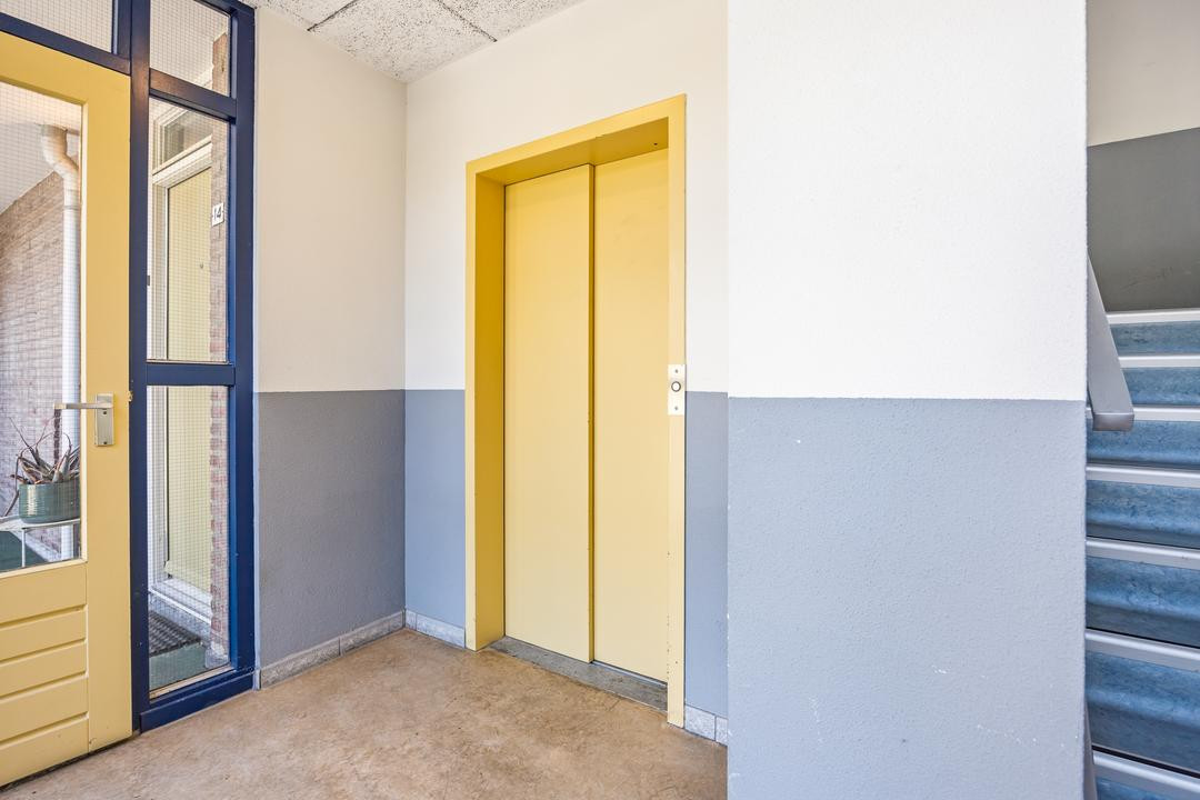 Appartement te koop: Dijkmeent 12, Almere