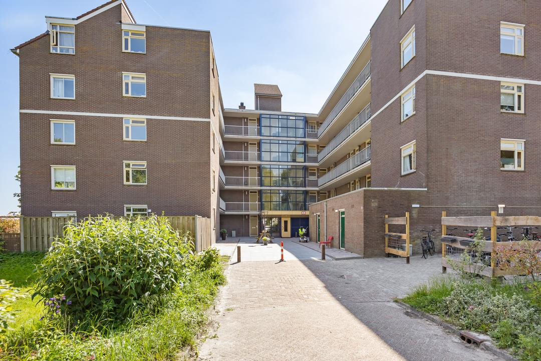 Appartement te koop: Dijkmeent 12, Almere