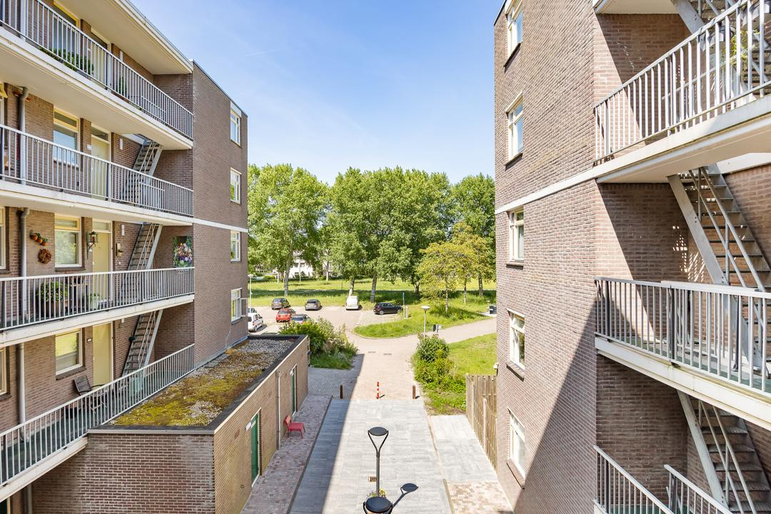 Appartement te koop: Dijkmeent 12, Almere