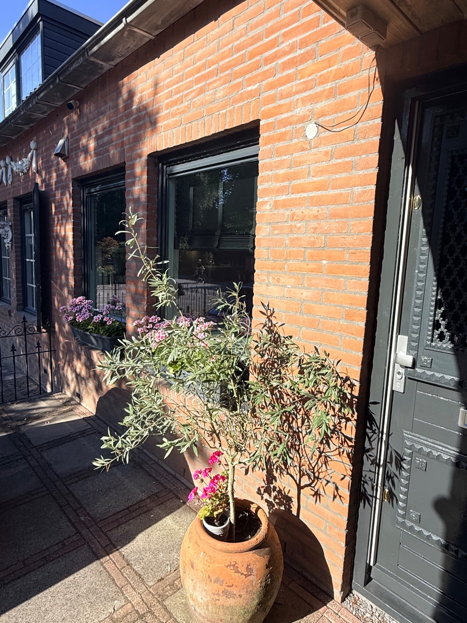 Tussenwoning te koop: Grasmeent 68, Almere