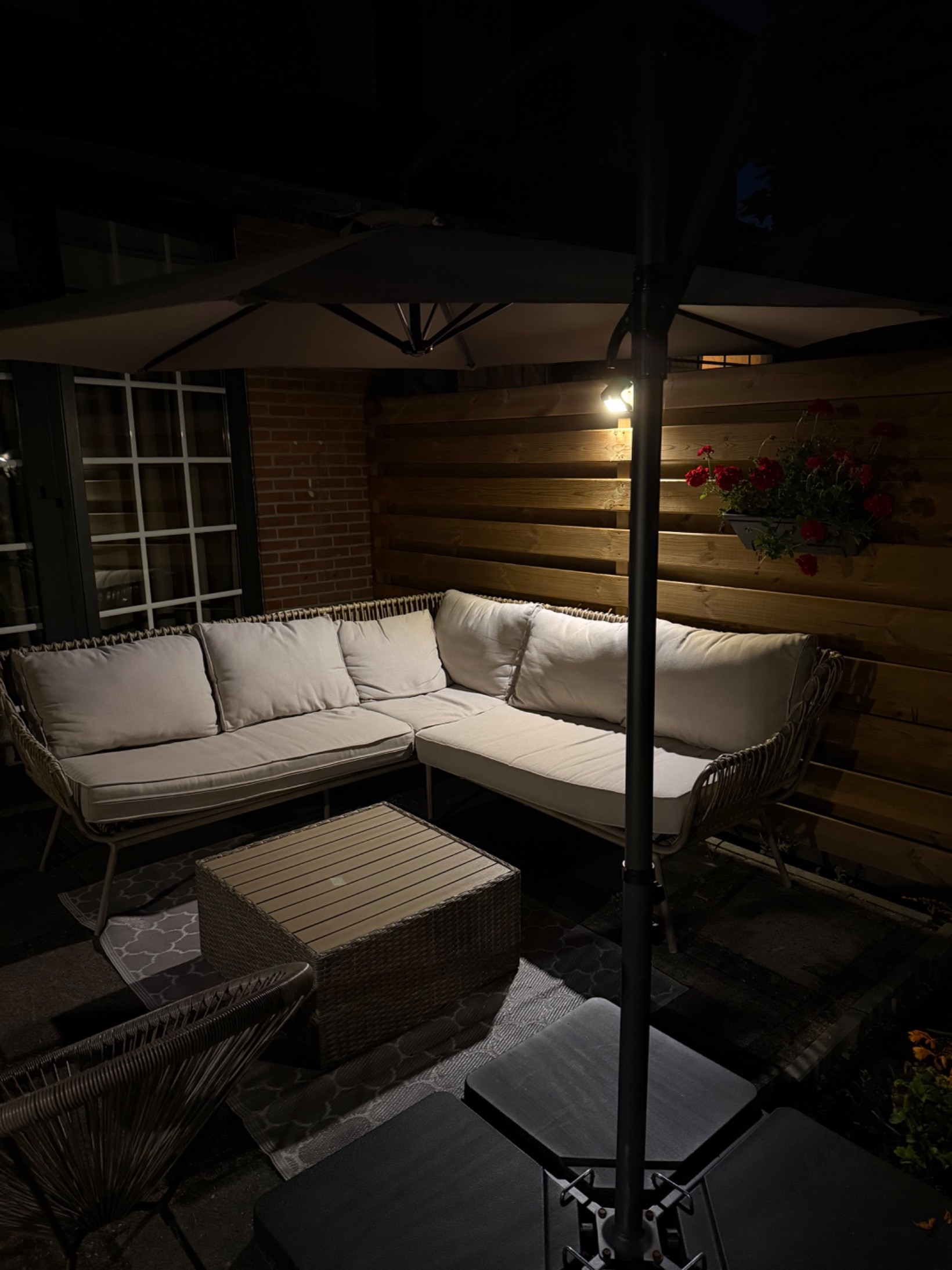 Tussenwoning te koop: Grasmeent 68, Almere