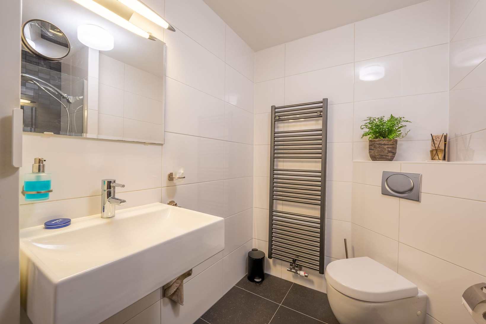 Appartement te koop: Havenzicht 49, Almere