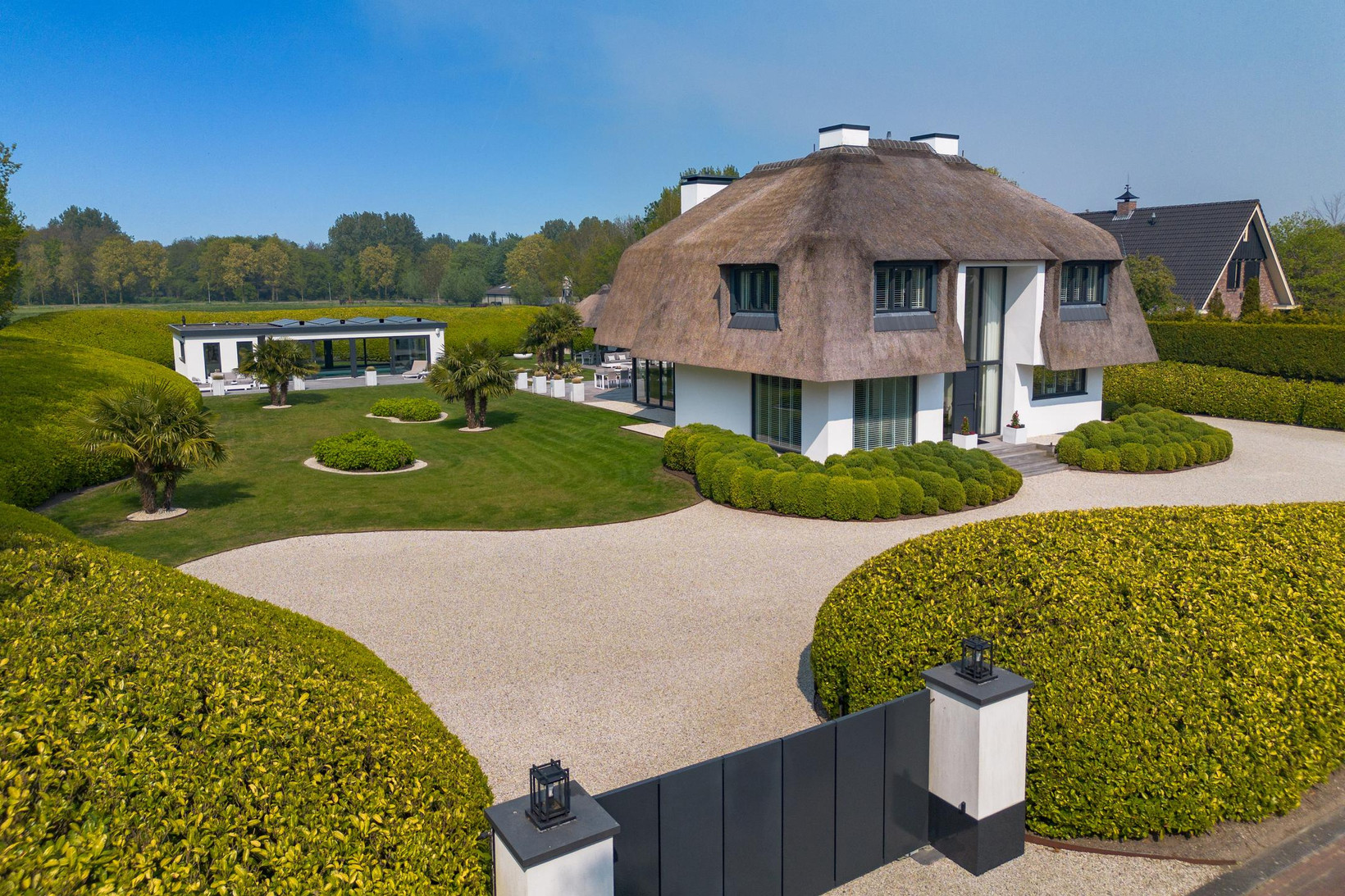 Vrijstaande woning te koop: Vijverbos 9, Almere