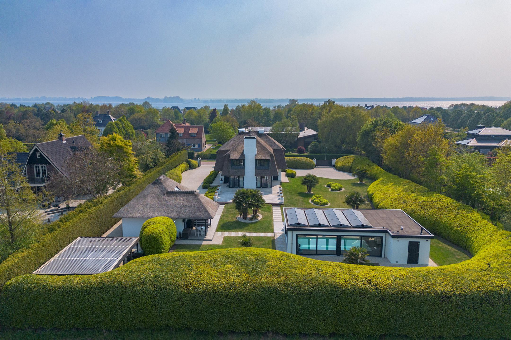 Vrijstaande woning te koop: Vijverbos 9, Almere
