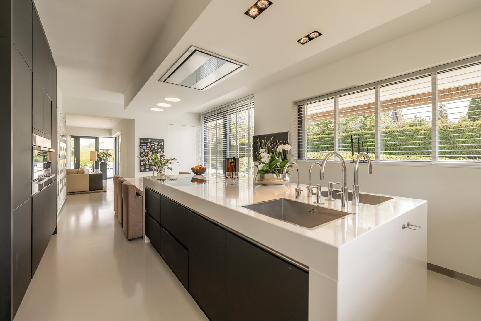 Vrijstaande woning te koop: Vijverbos 9, Almere