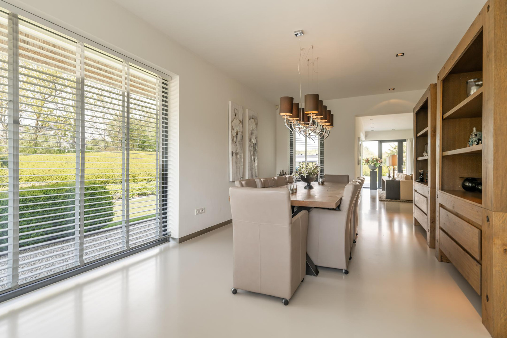 Vrijstaande woning te koop: Vijverbos 9, Almere