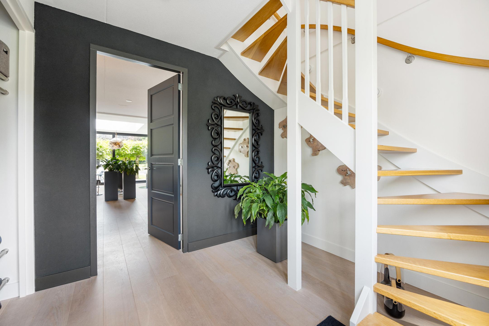 Vrijstaande woning te koop: Ludenbos 27, Almere